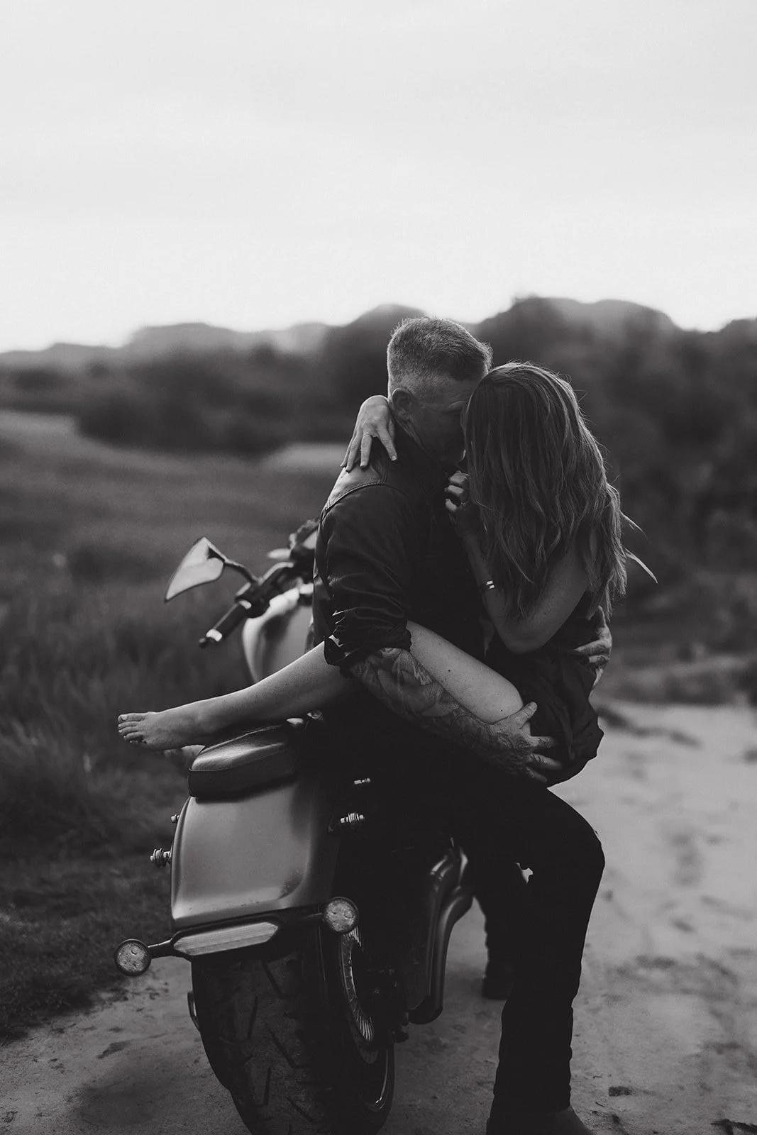 motorcycle engagement photographer
