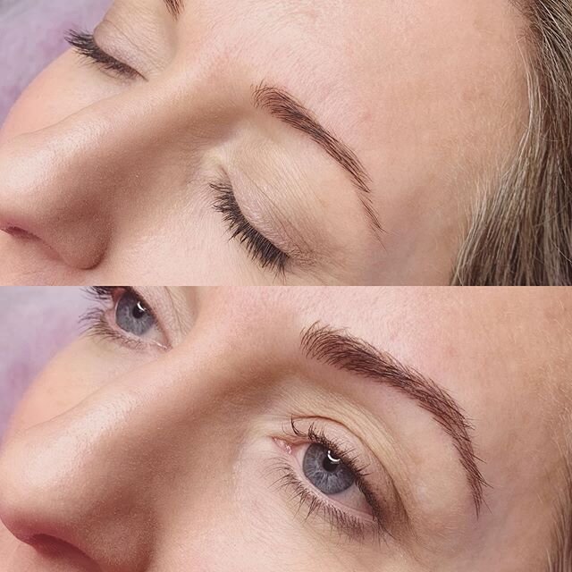 An instant feathering brow lift to frame these baby blues 💎 Who else could do with one of these? 🙋🏼&zwj;♀️
.
.
.
.
.
#feathertattoo #microblading #feathering #brows #hairstrokebrows