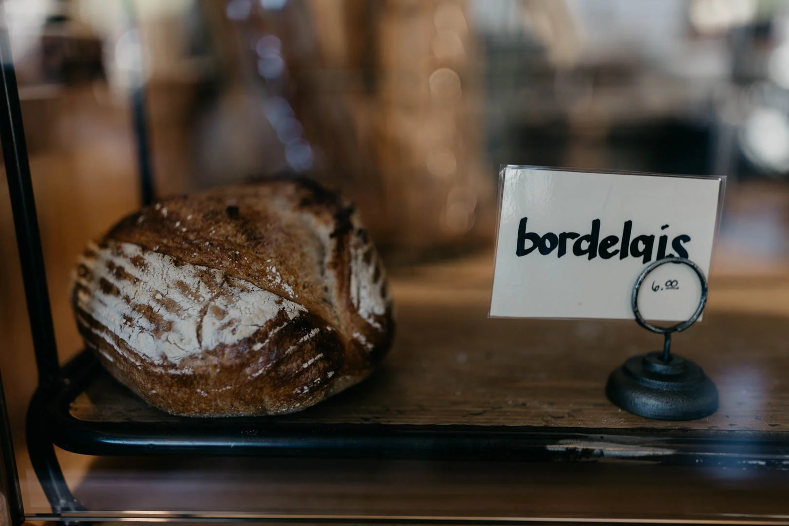 BORDELAIS.jpg