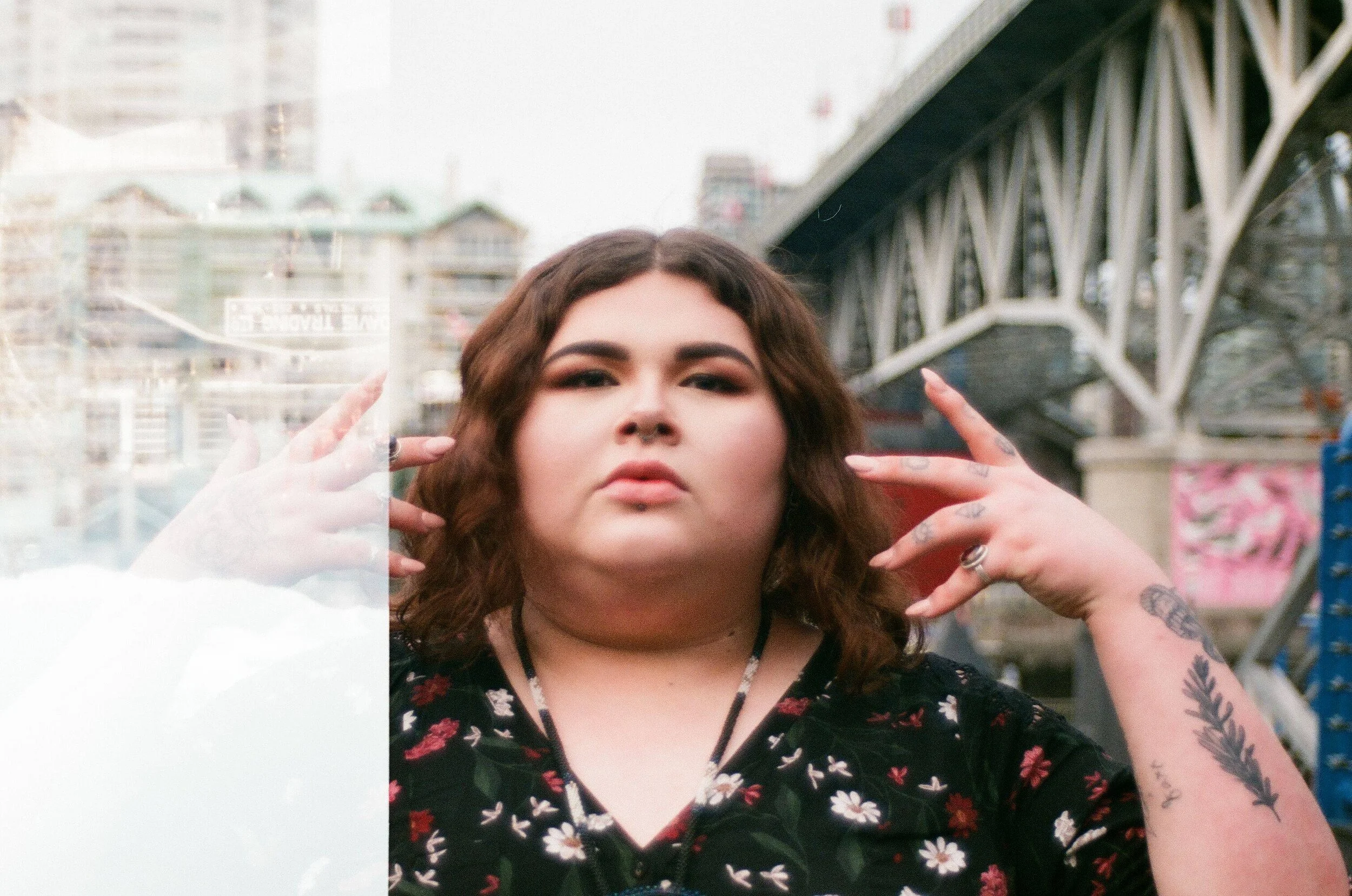 jaye simpson is an Oji-Cree Saulteaux Indigiqueer writer, artist, performer and activist from the Sapotaweyak Cree Nation, while their settler ancestry is Scottish and French. Their poems and essays are published in Poetry Is Dead, This Magazine, PR…