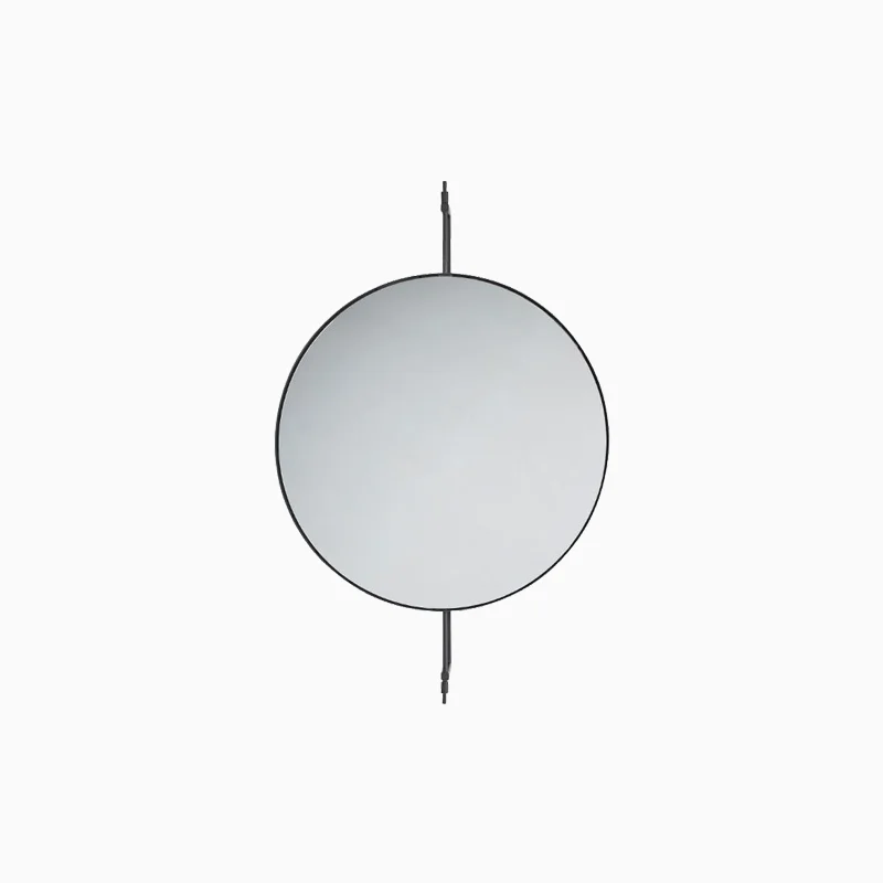 Kristina-Dam-rotating-mirror-sisalla.jpg