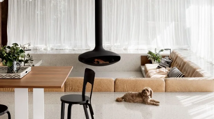 Incredible house by Junctions90 (Dina Malathounis) that is a completely contemporary interpertation of the 70s sunken lounge.