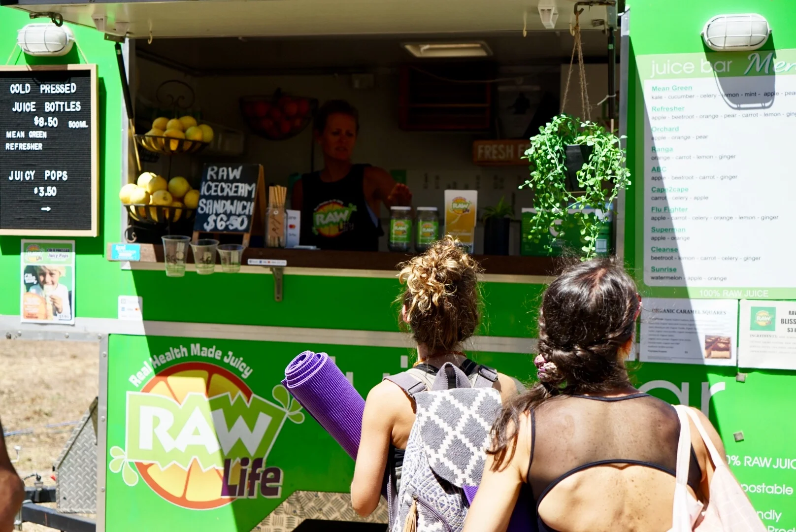juice van pic yoga fest 1.jpg
