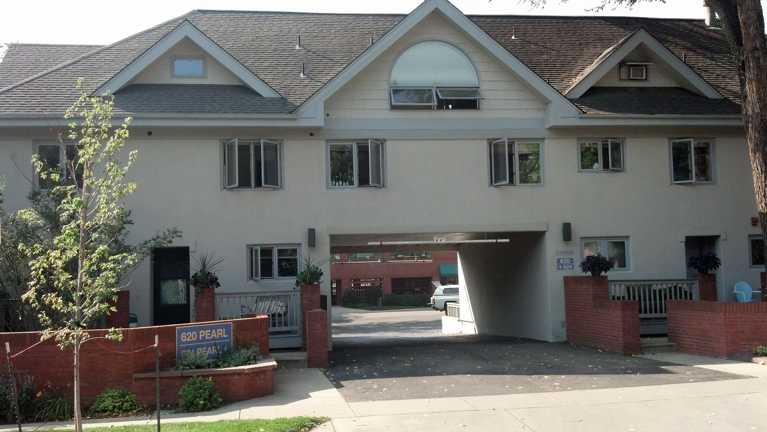 620 Unit E front elevation 2.jpg