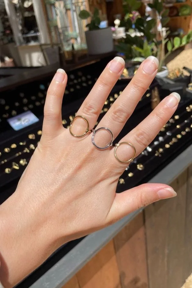 CIRCLE RING