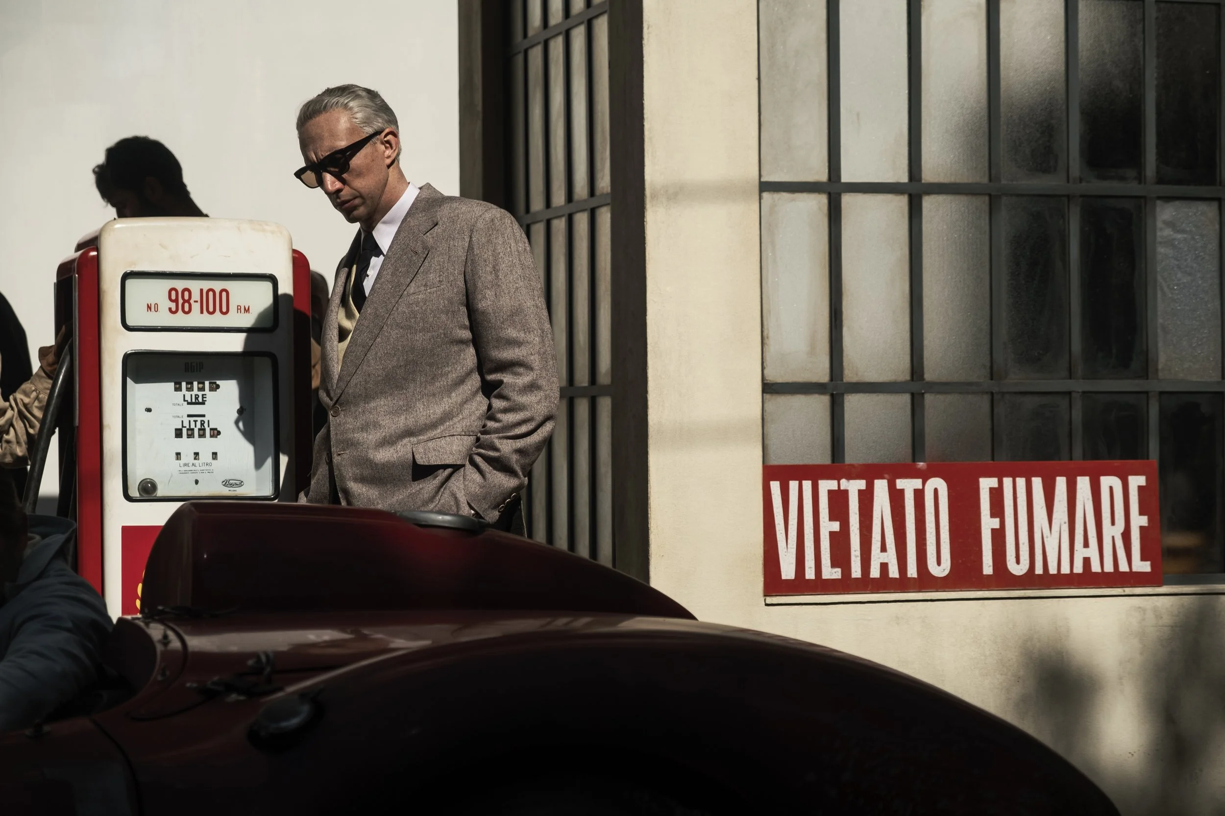 Ferrari_12903.jpg