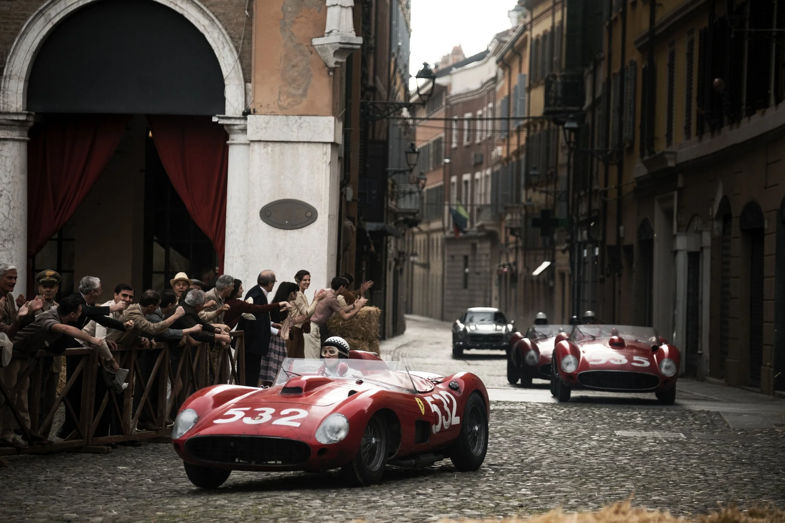 Ferrari_12583.jpg