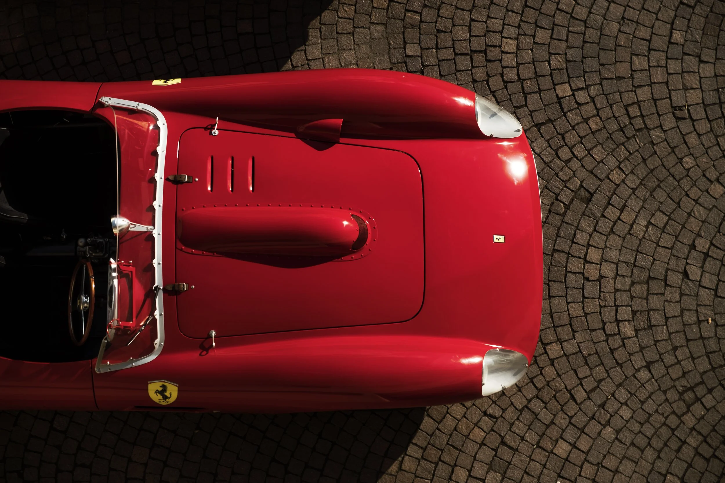 Ferrari_10503.jpg