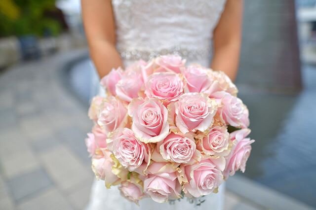 Happy Easter, fam! .
.
Coordination: @weddingeventsbyathena
Venue: @kitsapcc
Photog: Gerald Cupat
Floral: Paul&rsquo;s flowers 
Decor: @chaircoverlady
.
#weddingeventsbyathena #hiyabaya19 #adiostilos #specialevents #weddingcoordinating #pnweddings #k