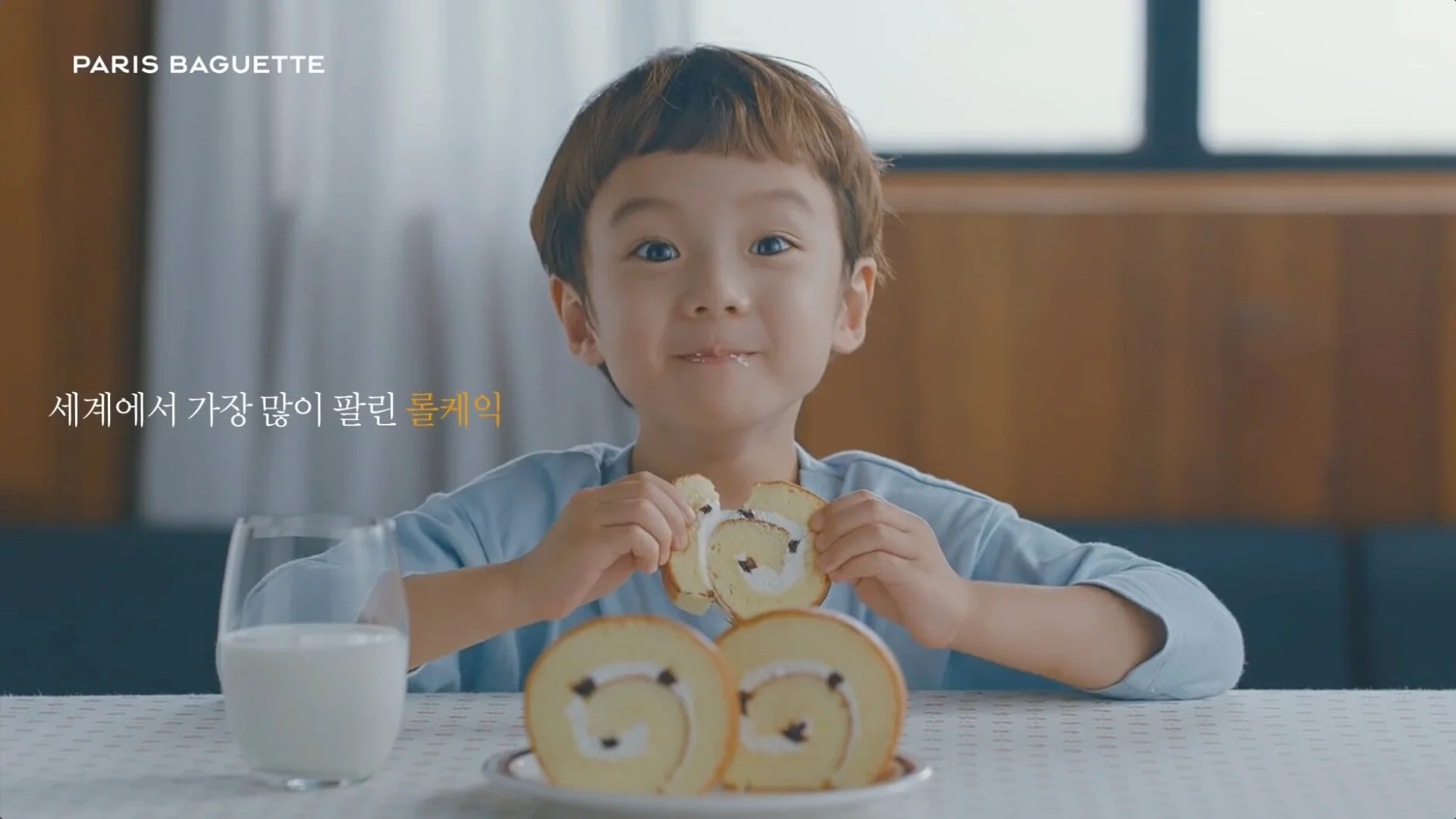 [파리바게뜨] 파리 에펠탑을 18,600번 오른 롤케이크! 파바 실키롤케익 기네스 인증