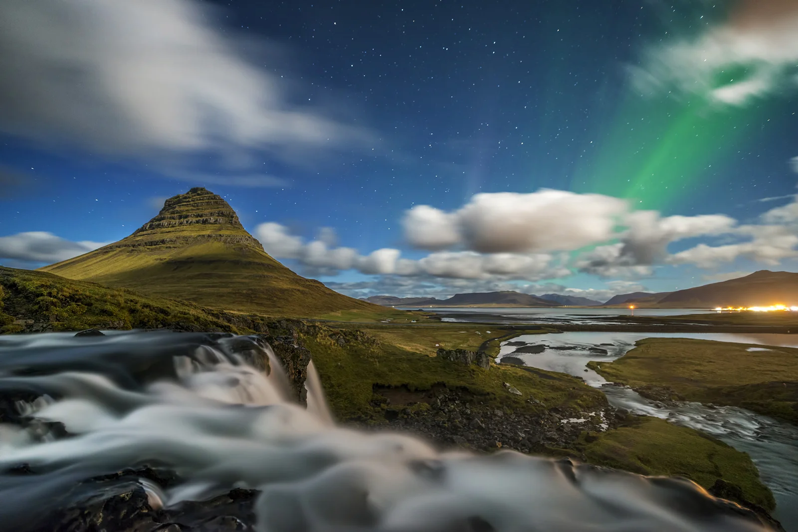 Kirkjufell mountain