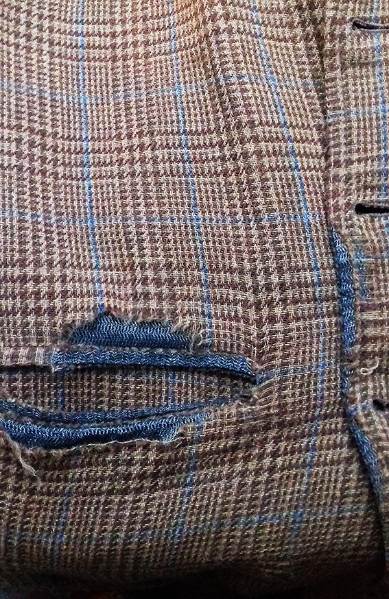 tweed pocket 1.jpg