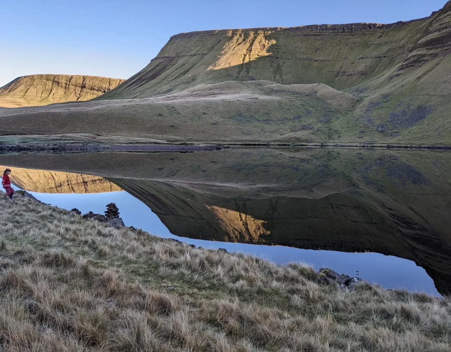 We are in a time of great flux. The chaos of capitalist collapse is scary. There is panic and grabbing for power and resources. 
People are suffering, and many of us feel powerless to do anything of worth in the fight for a better, fairer world.

I o