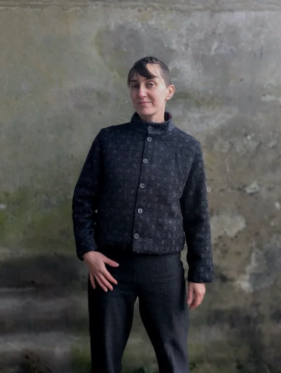 British wool tweed short jacket easy boxy fit