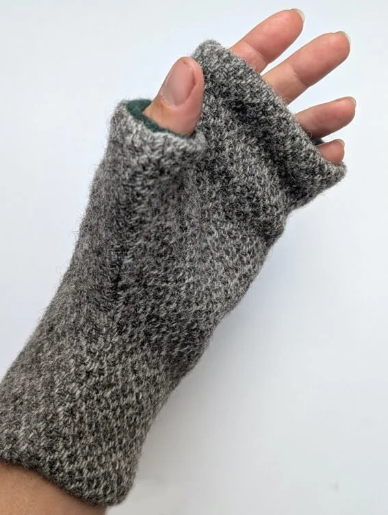 mittens 26 full sm.jpg