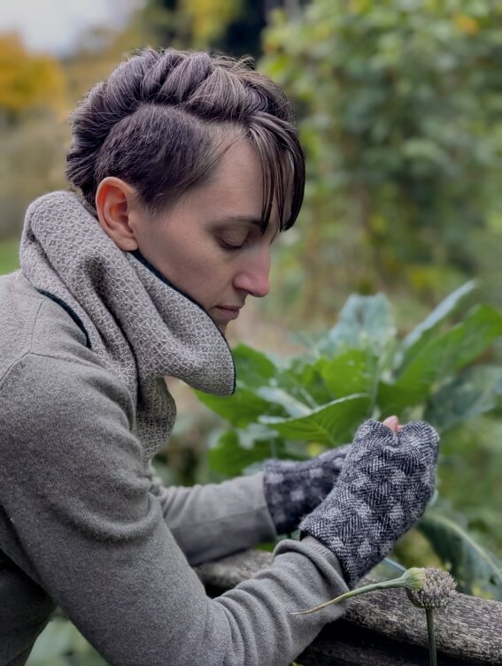 British wool gardening fingerless mittens
