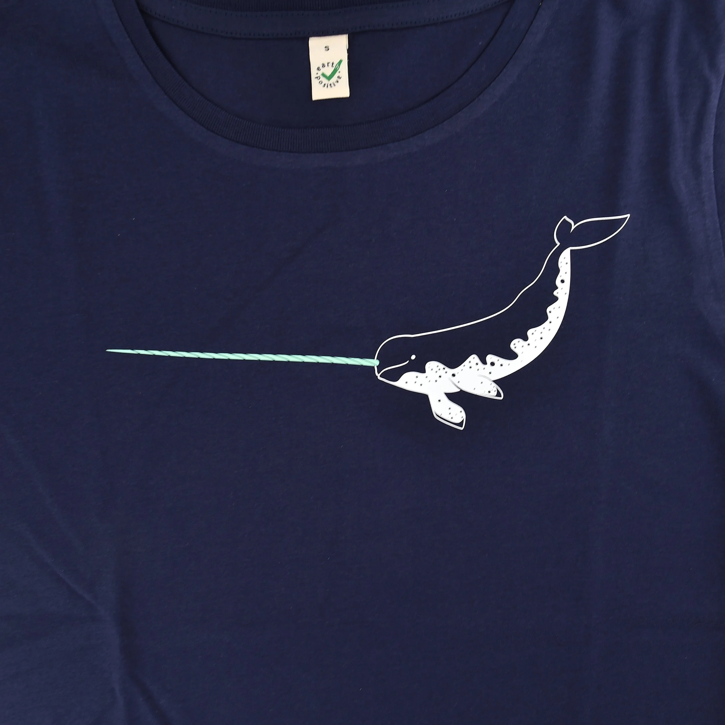 esca-damen-tshirt-narwal-navy-04.jpg