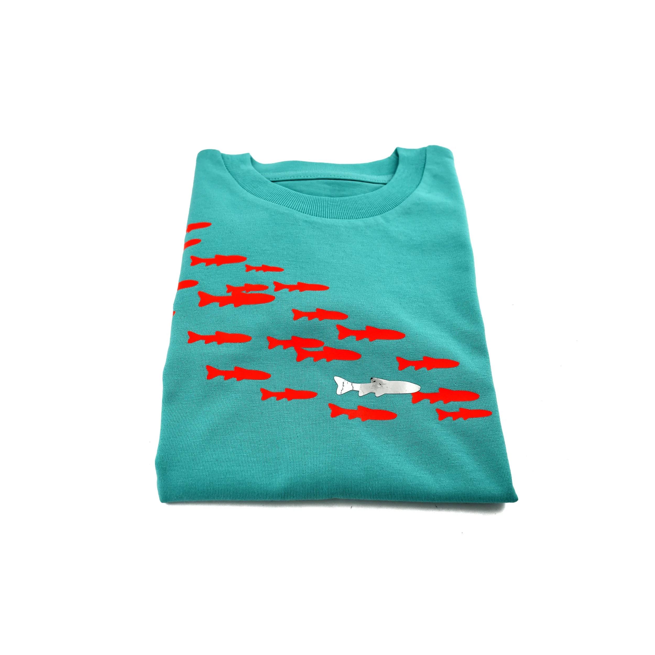 esca-kinder-tshirt-fischschwarm3.jpg