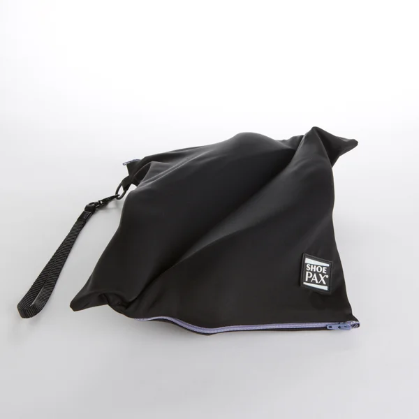 Black Fabric & Lavender Zipper ShoePax