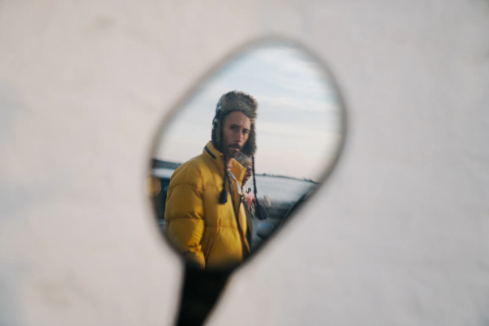 lparikiamirror-1.jpg