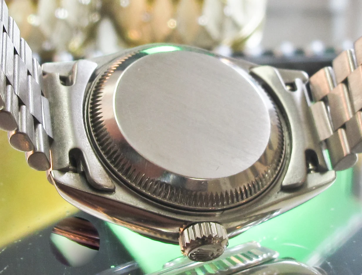 Rolex sub gold black Movements_-52.jpg