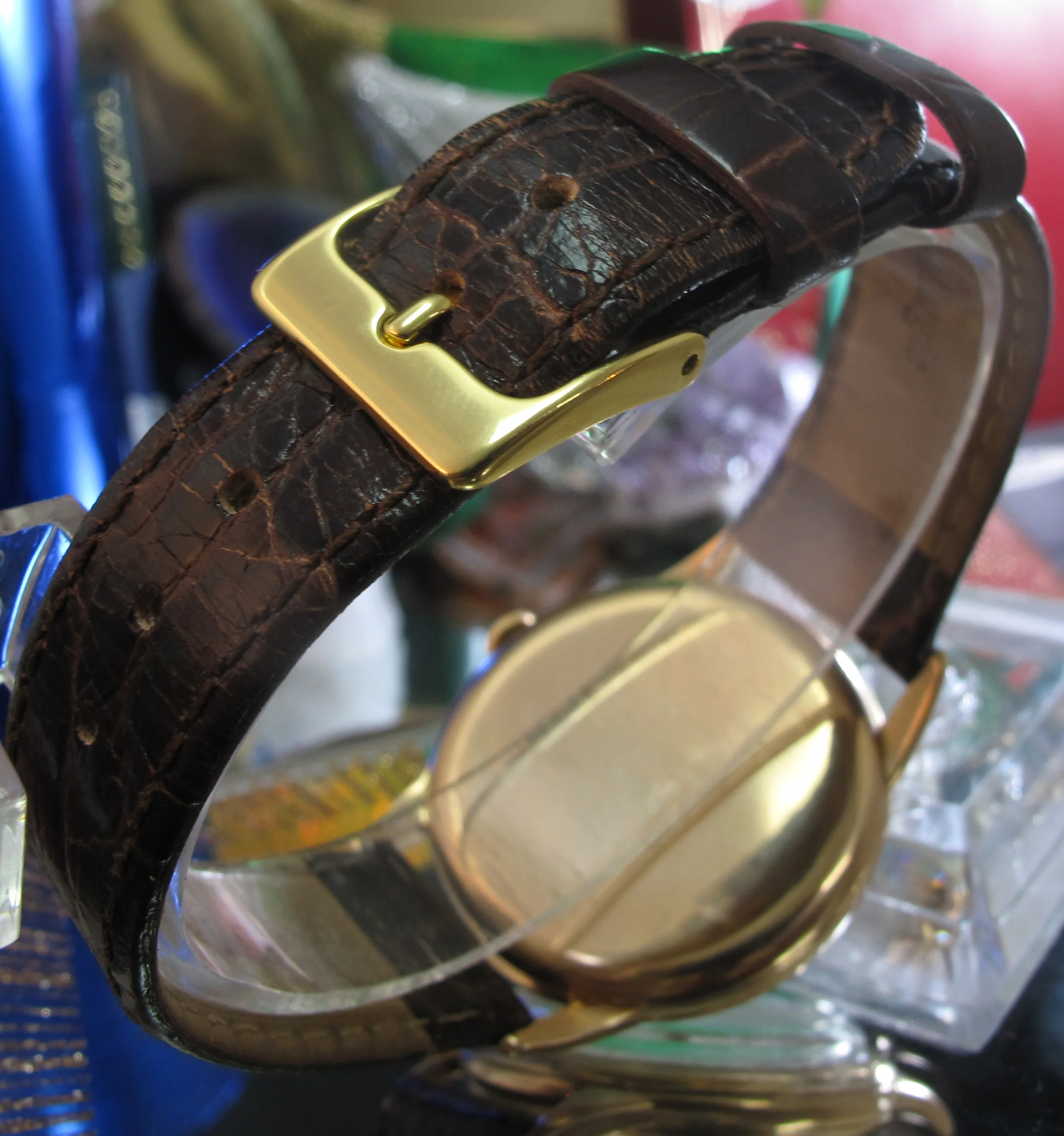 Rolex sub gold black Movements (28 of 28).jpg