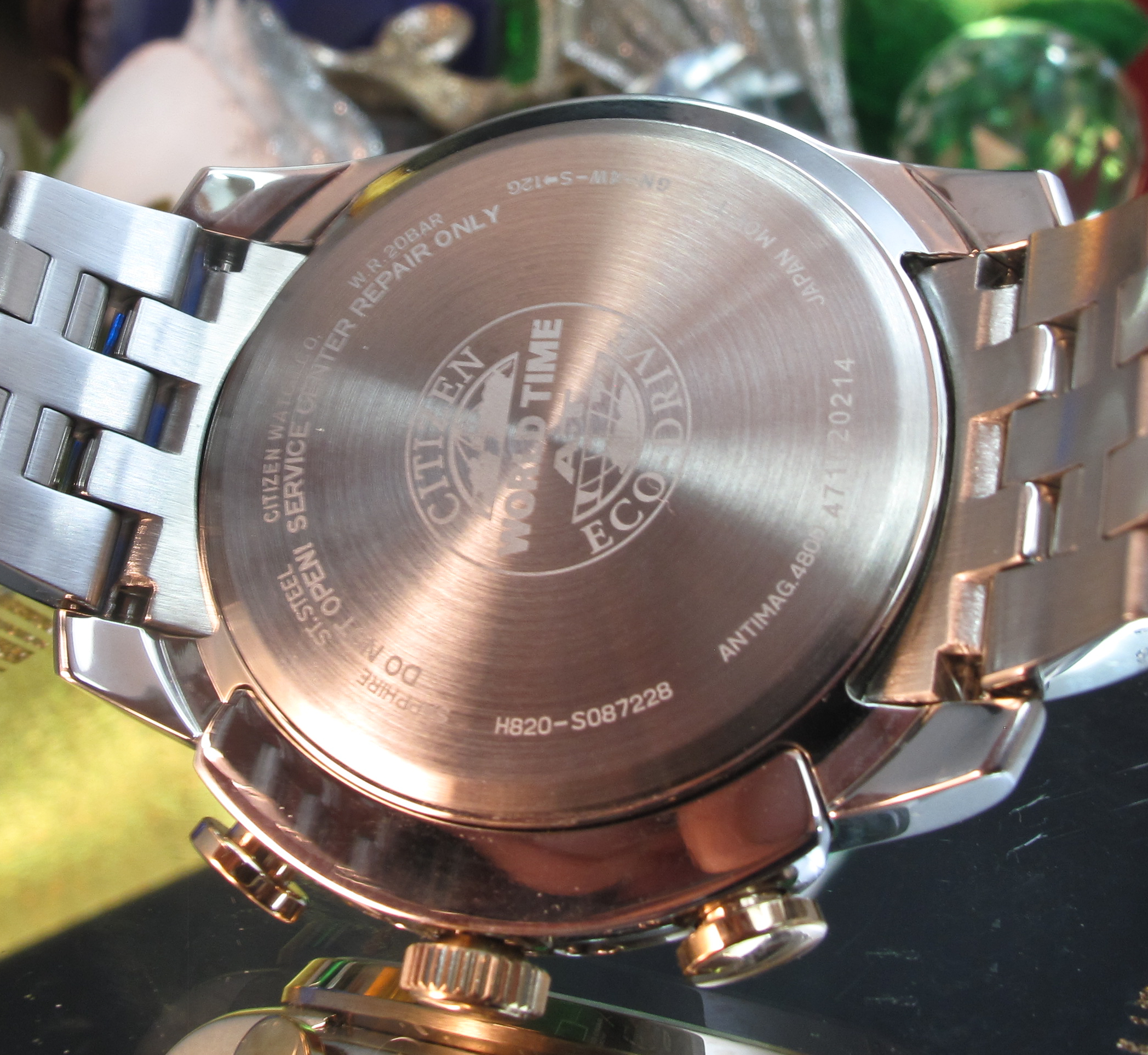 Rolex sub gold black Movements (37 of 46).jpg