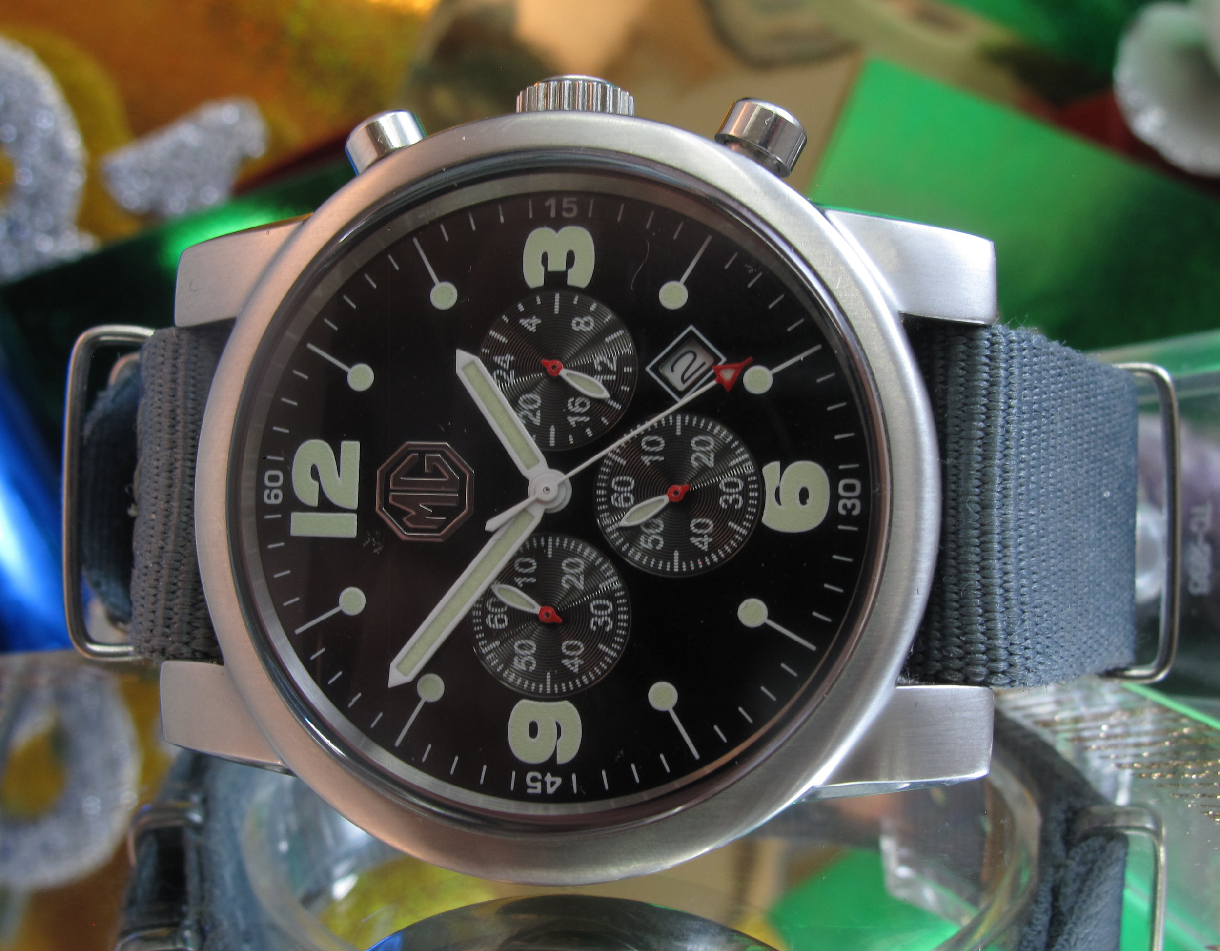 Rolex sub gold black Movements (18 of 46).jpg