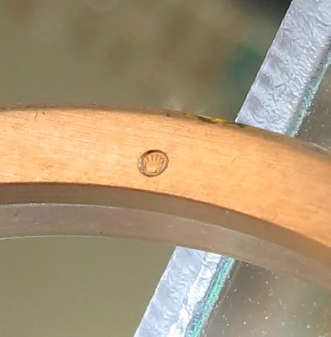 Rolex sub gold black Movements (23 of 46).jpg