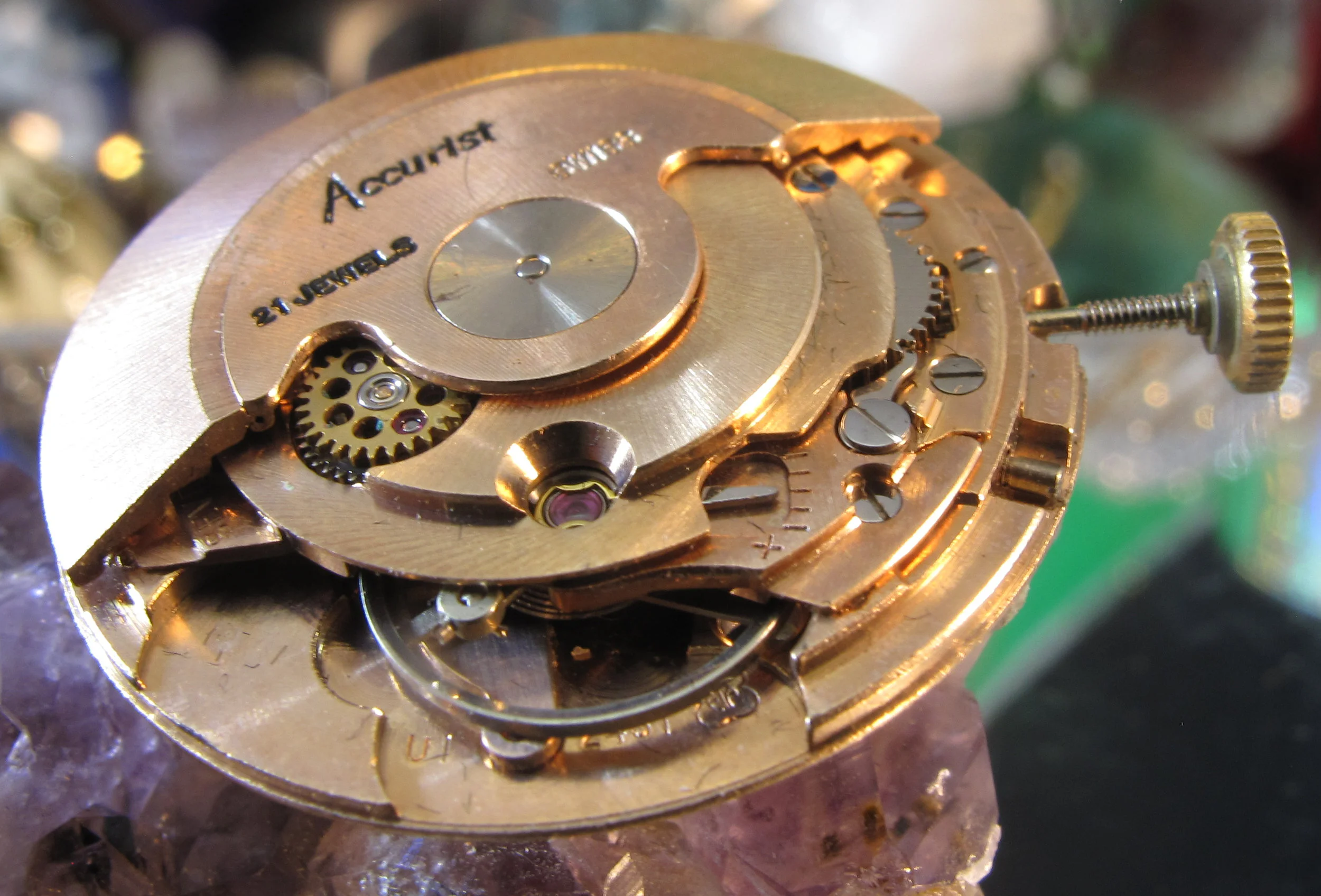 ETA 2451 movement swiss 25 jewels working good balance vintage Accurist —  Time2Timepiece
