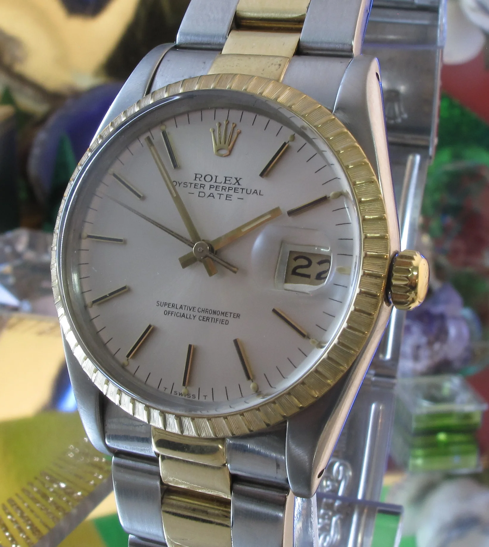 Rolex sub gold black Movements (9 of 36).jpg