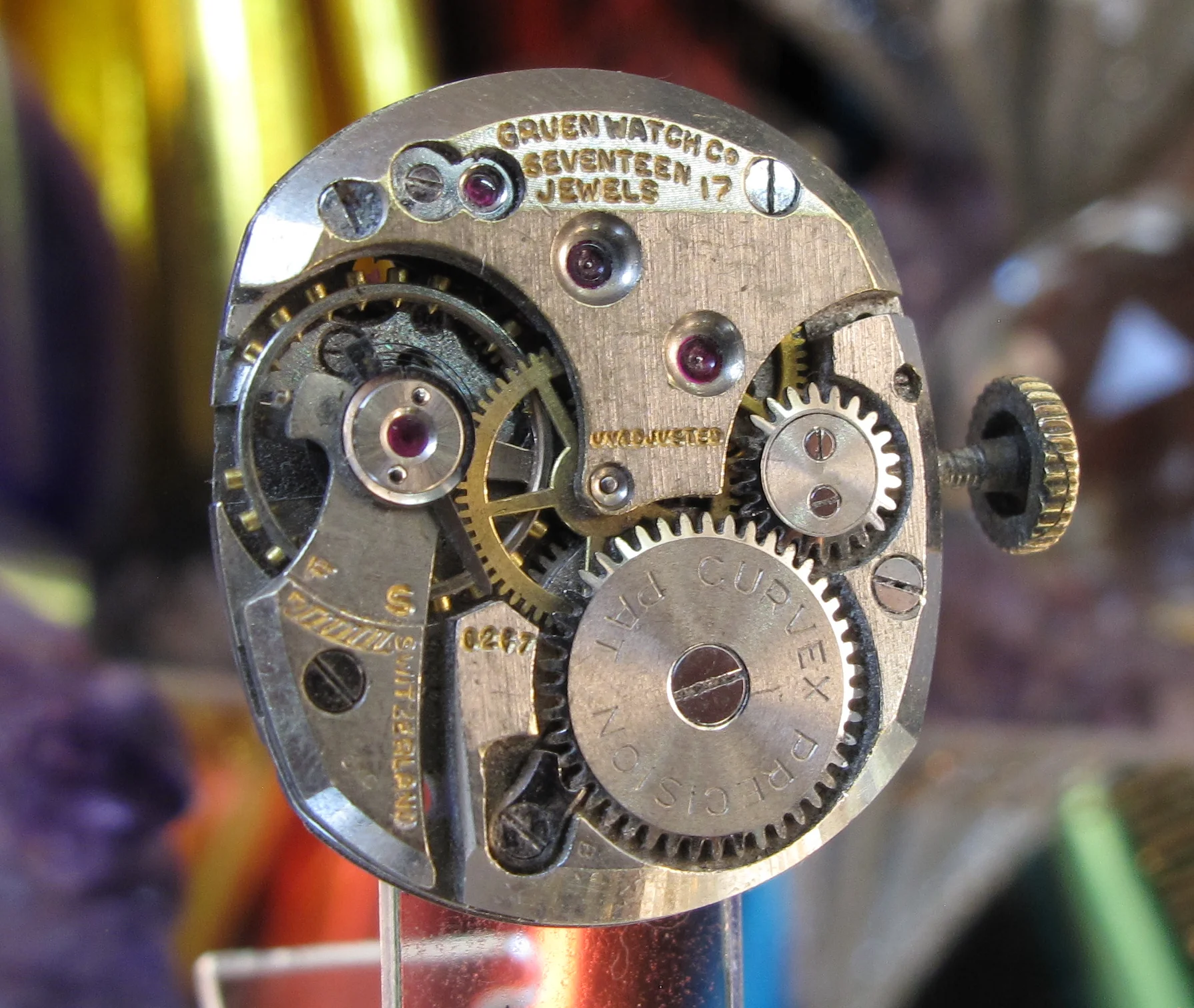 Rolex sub gold black Movements (28 of 53).jpg