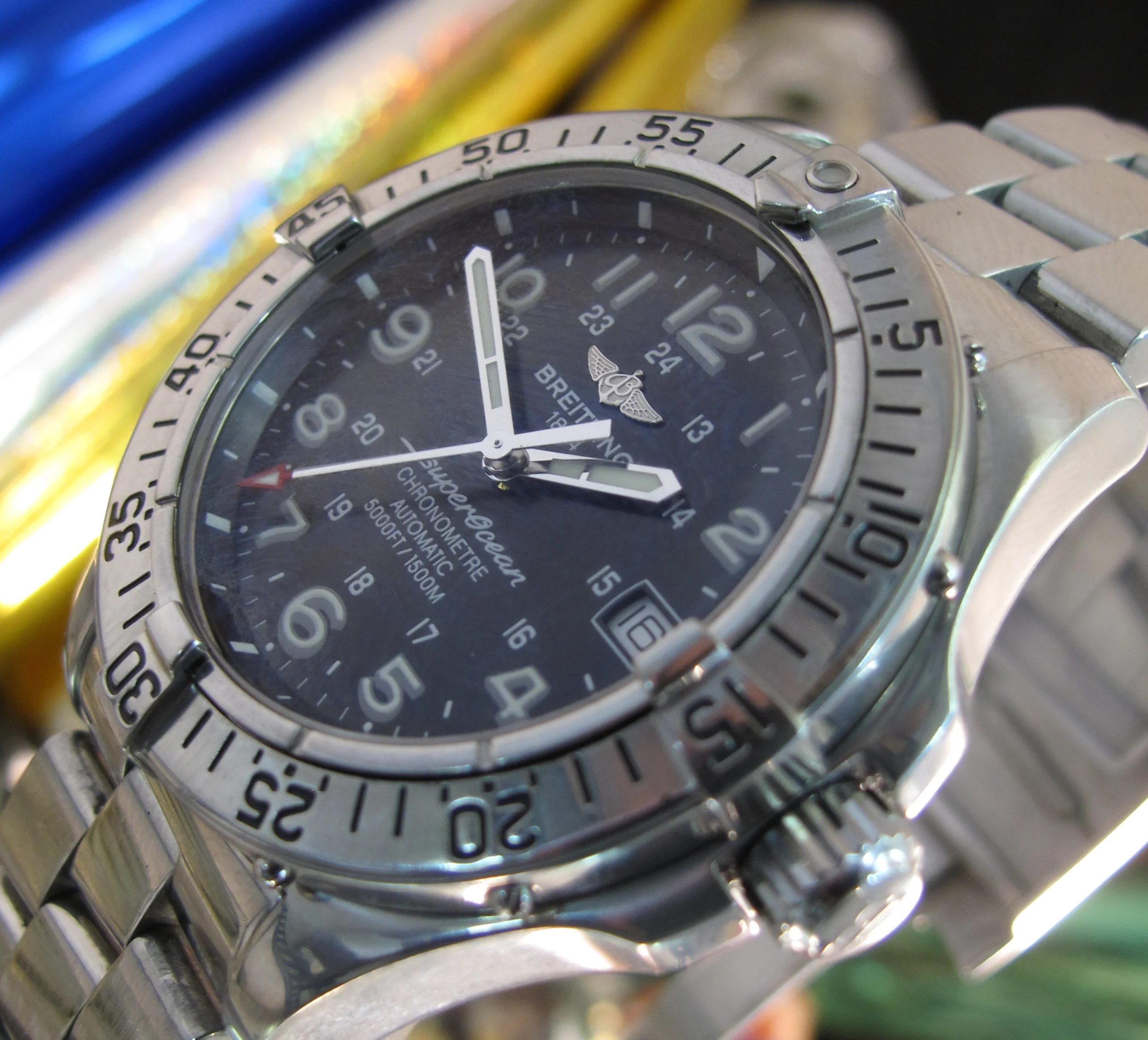 Rolex sub gold black Movements (10 of 18).jpg