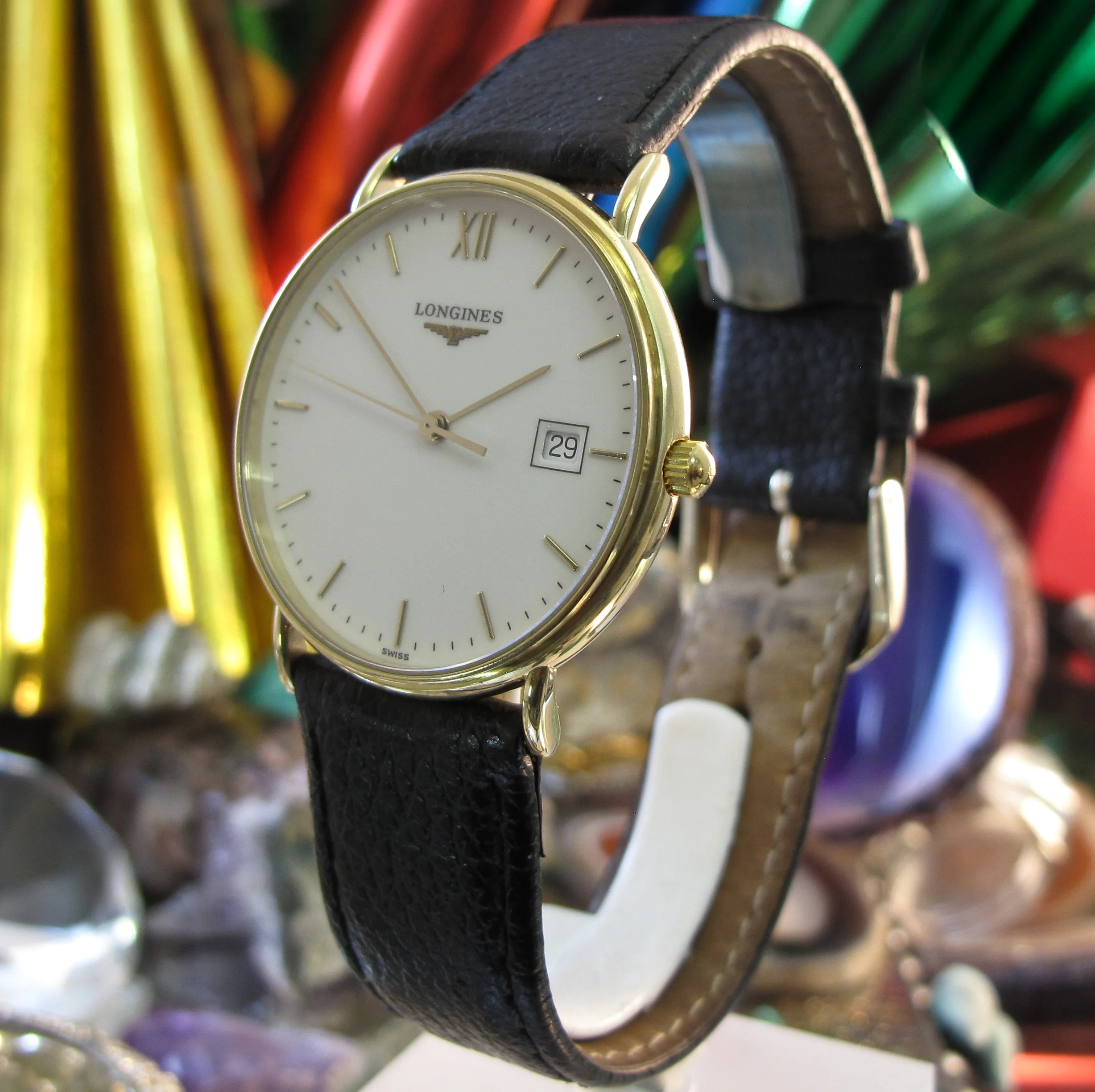 Rolex sub gold black Movements (10 of 25).jpg