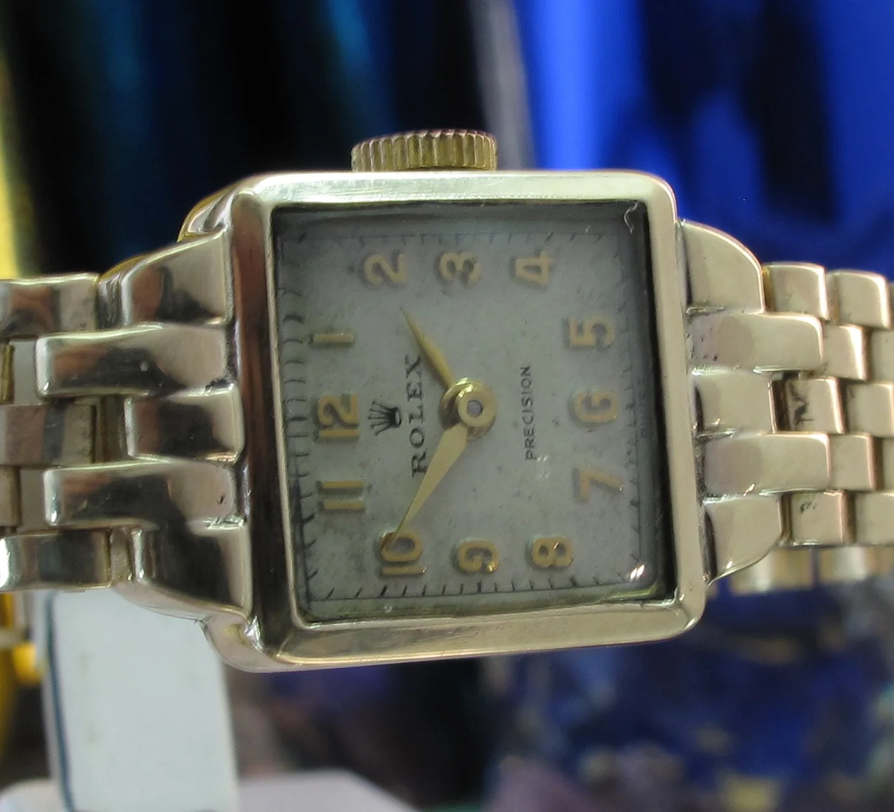 Rolex sub gold black Movements (9 of 10).jpg