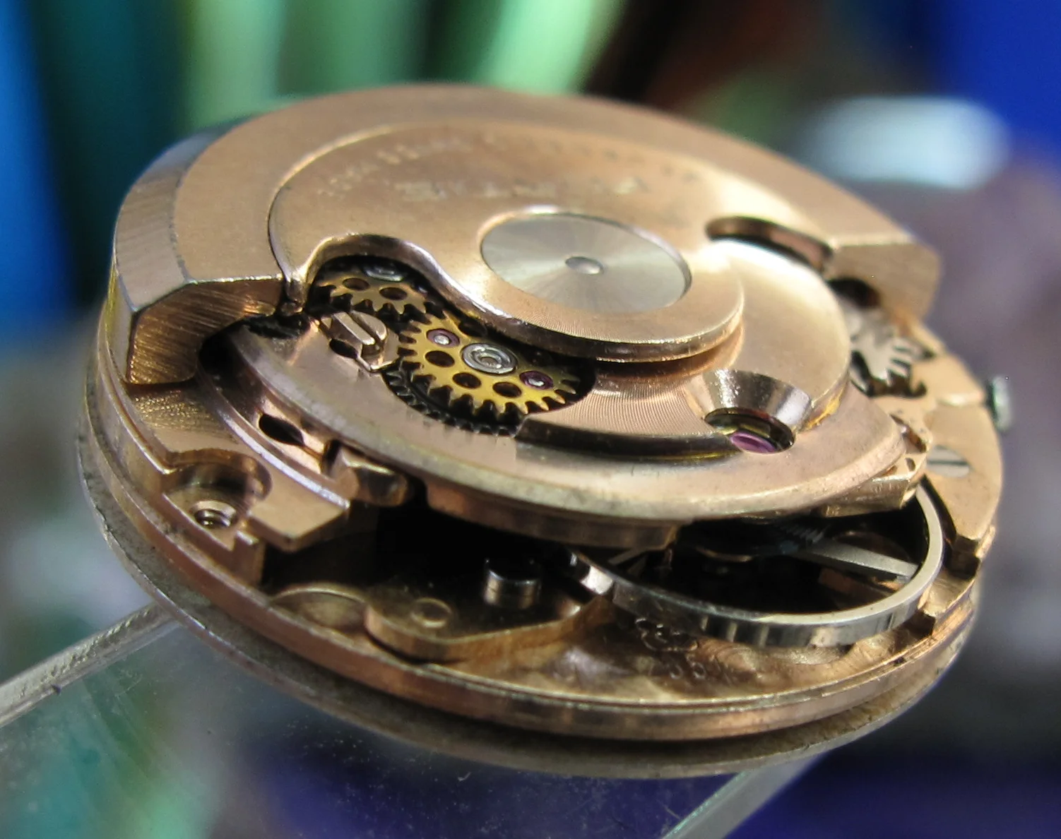 Rolex sub gold black Movements (78 of 105).jpg