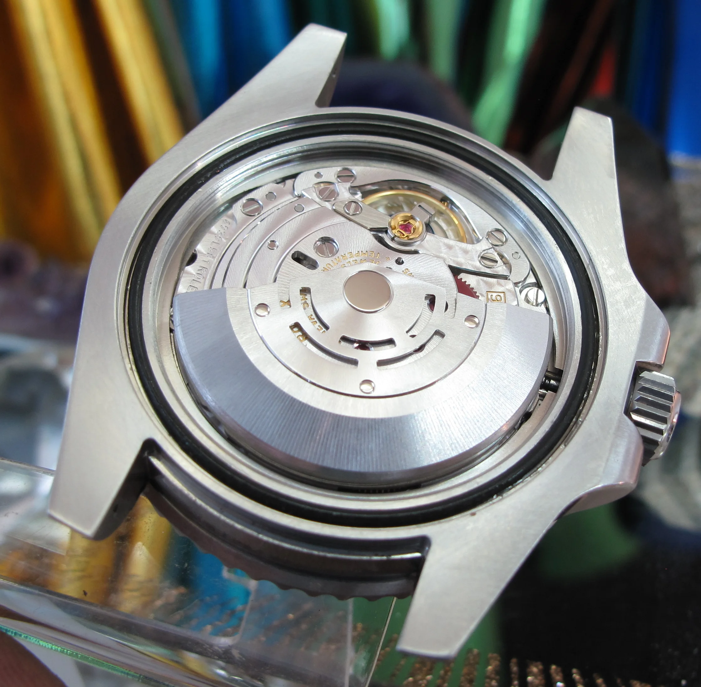 Rolex sub gold black Movements (14 of 105).jpg