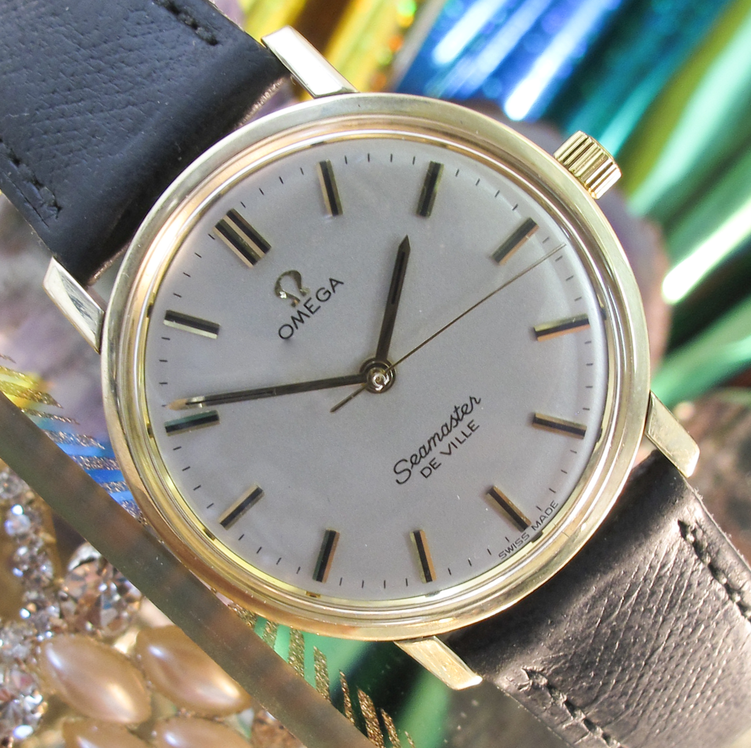 Rolex sub gold black Movements (3 of 105).jpg