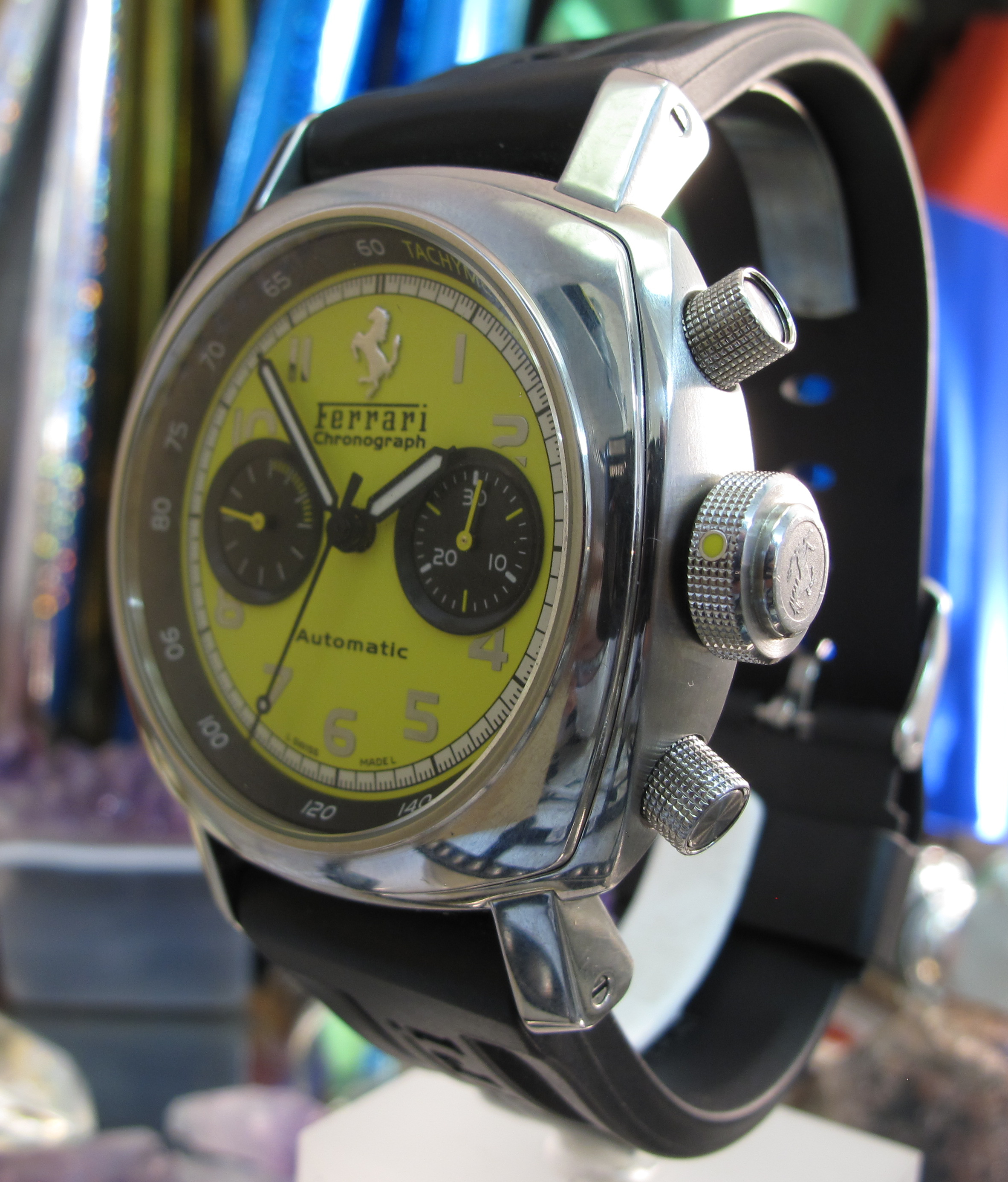 Rolex sub gold black Movements (38 of 62).jpg