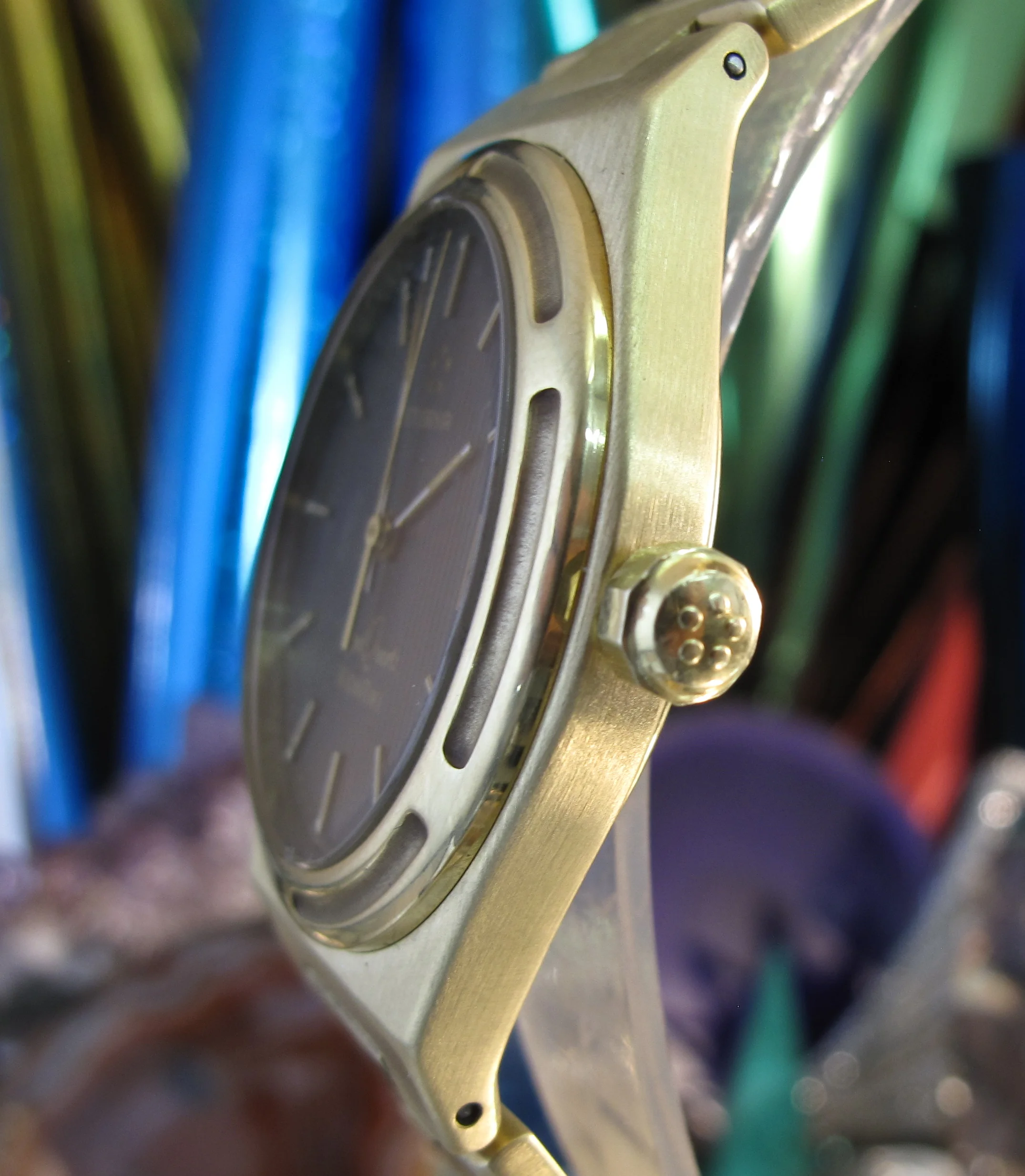 Rolex sub gold black Movements (21 of 62).jpg