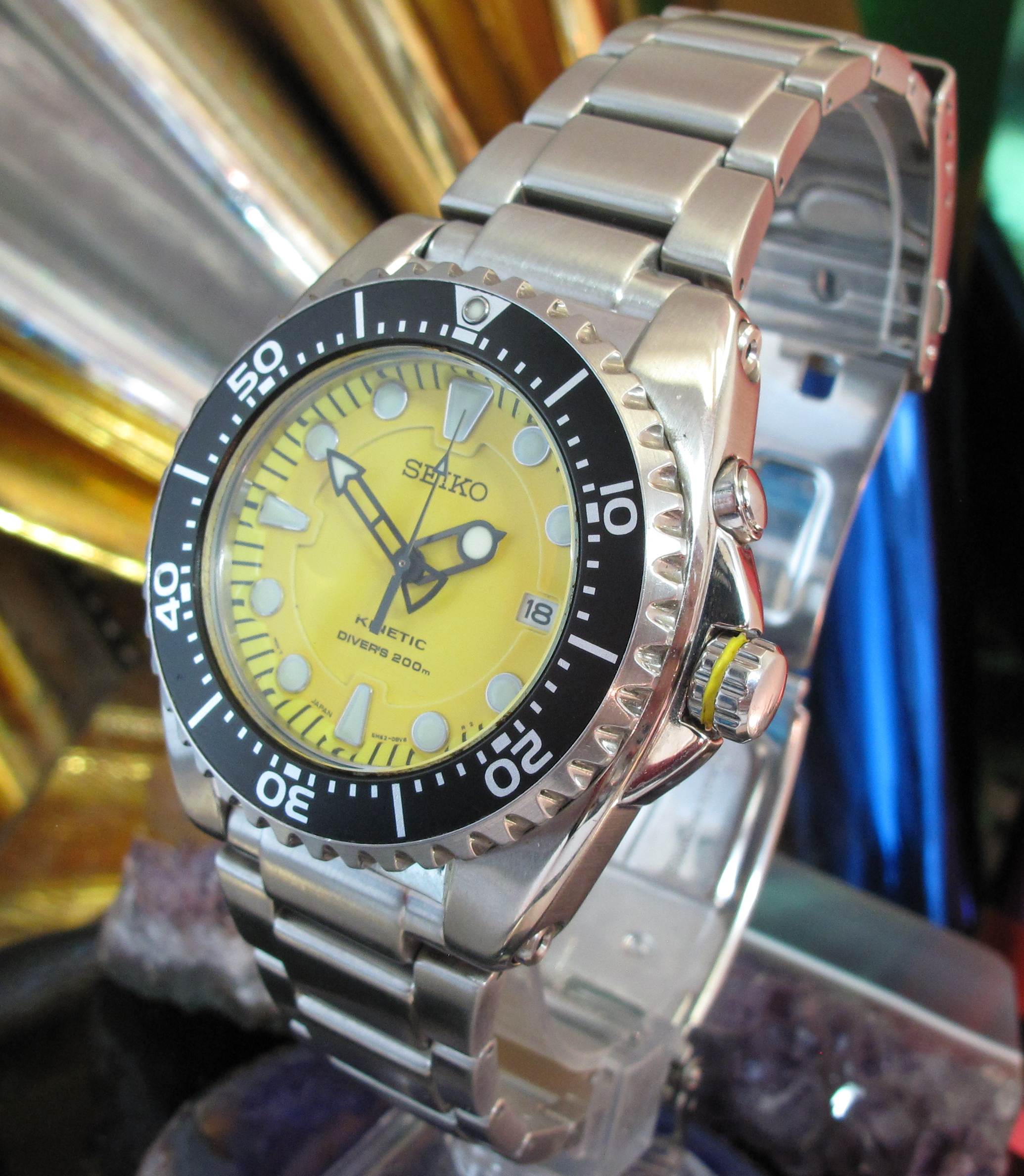 Seiko Scuba Divers 200m Kinetic 5M62-0BL0 Yellow Dial Stainless 2 Year  Warranty — Time2Timepiece