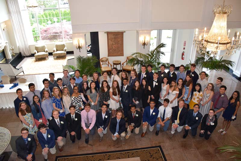 CLASS OF 2019 VALEDICTORIANS.jpg