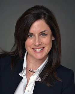 Pascale Audette Chef de la direction de Carebook Technologies, Pascale cumule plus de 20 ans d’expérience en gestion d’entreprise. Son style de gestion, en parfait équilibre entre la stratégie et l’exploitation, lui permet de gérer avec succès le changement dans un contexte de croissance, de développement de nouveaux marchés et d’expansion à l’international