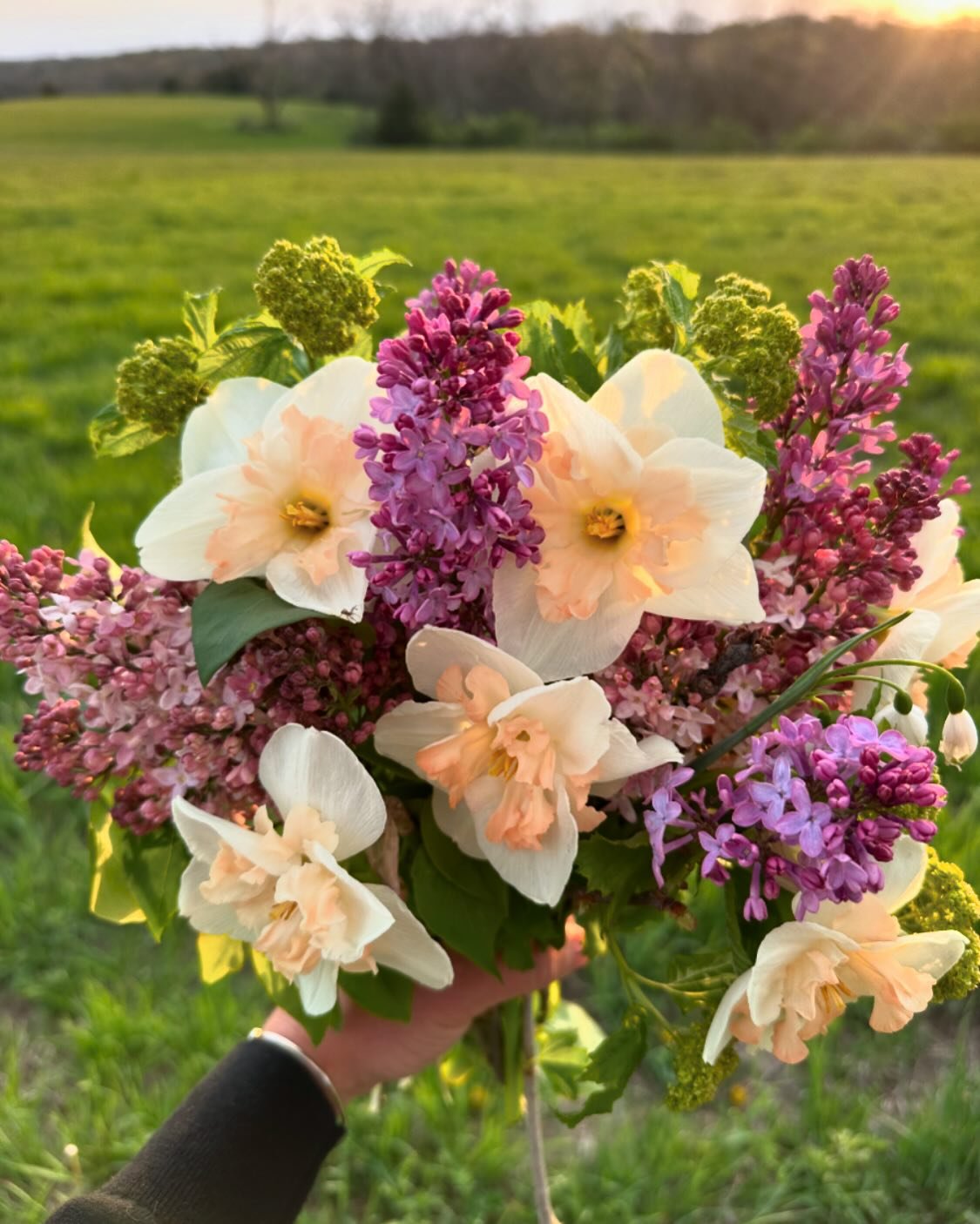 What a fantastic day! We spent it with a great group of folks sharing everything about flower farming. Whew! We&rsquo;re tired from sharing tons and tons of info, but we&rsquo;re amped to see this group of farmers go out and be successful!🙌🌸💗

To 