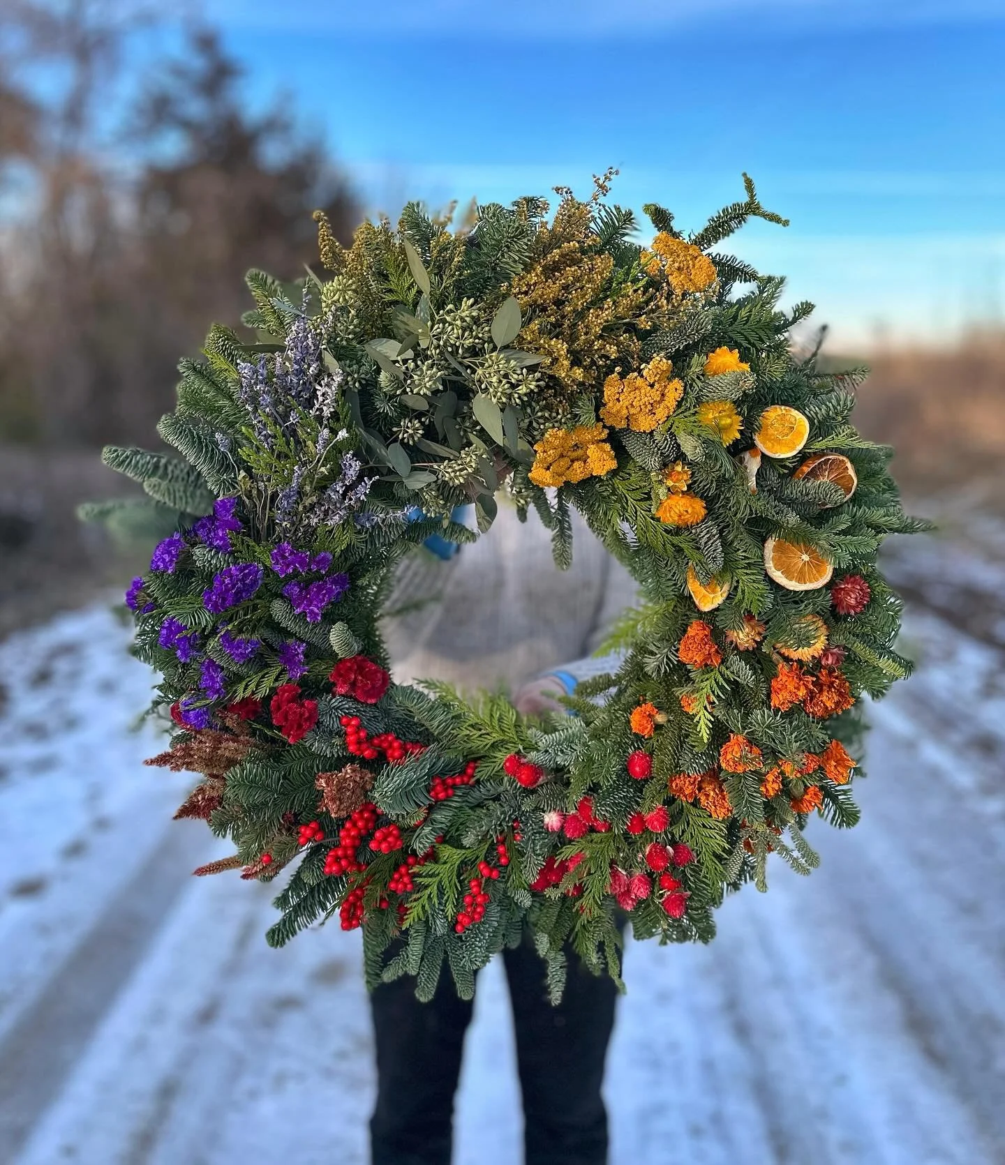 **GIVE-AWAY**We&rsquo;re celebrating our upcoming custom wreath making with a Rainbow Wreath Giveaway! 🎉 

To win this stunning, hand-made custom wreath, follow these steps:

1️⃣ Like this post
2️⃣ Follow our page
3️⃣ Tag a friend who loves the holi