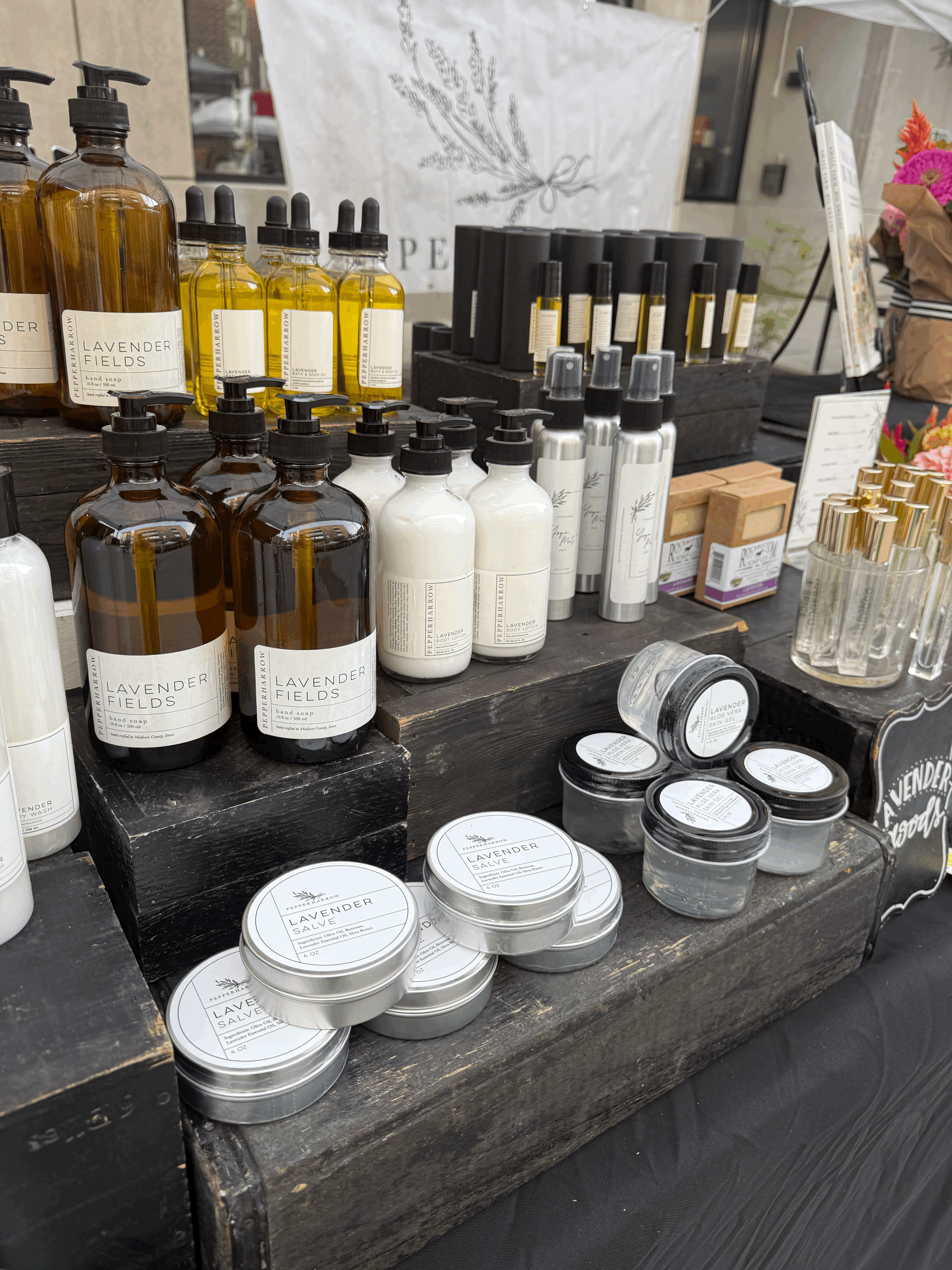 Des Moines Makers Market & Bar Hop