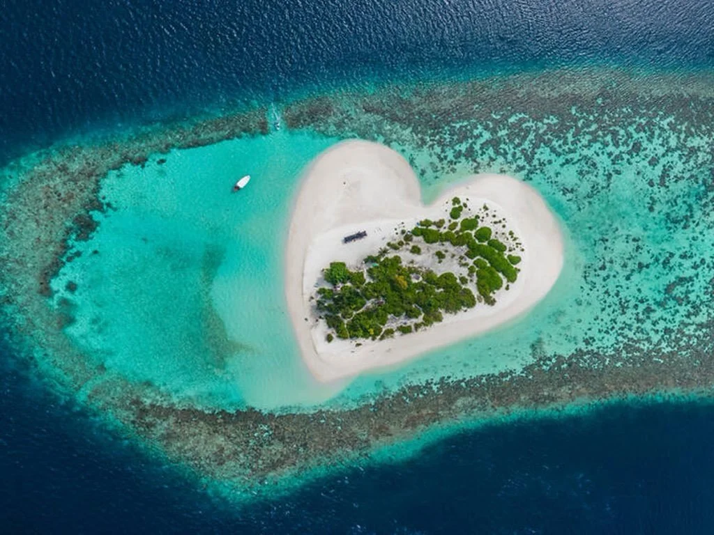 Happy Valentine&rsquo;s Day to all the lovers, dreamers and adventurers out there. ❤️ 

Imagine celebrating love on a heart-shaped island surrounded by crystal-clear turquoise waters, soft white sand, and nothing but peace and paradise in every direc