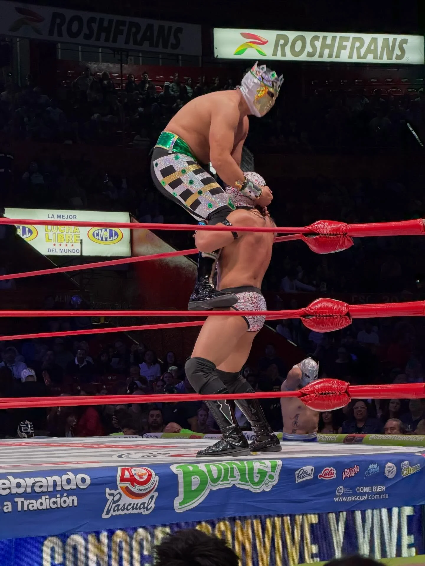 After sharing my reel, I had to post a few moments from inside the atmosphere of Lucha Libre, because photos don&rsquo;t quite capture the energy&hellip; but they come close.

It&rsquo;s colourful, chaotic and completely immersive. The kind of experi