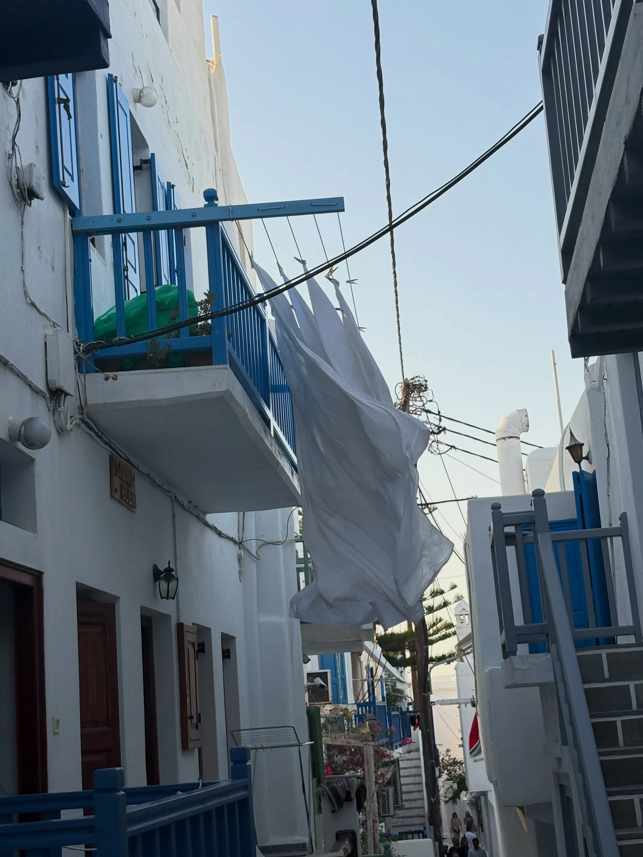 There&rsquo;s something about Mykonos Town that never gets old. 🇬🇷💙

Wander through its beautiful maze of whitewashed buildings, blue shutters, winding lanes and little corners that seem to reveal something new around every turn.

But Mykonos is s