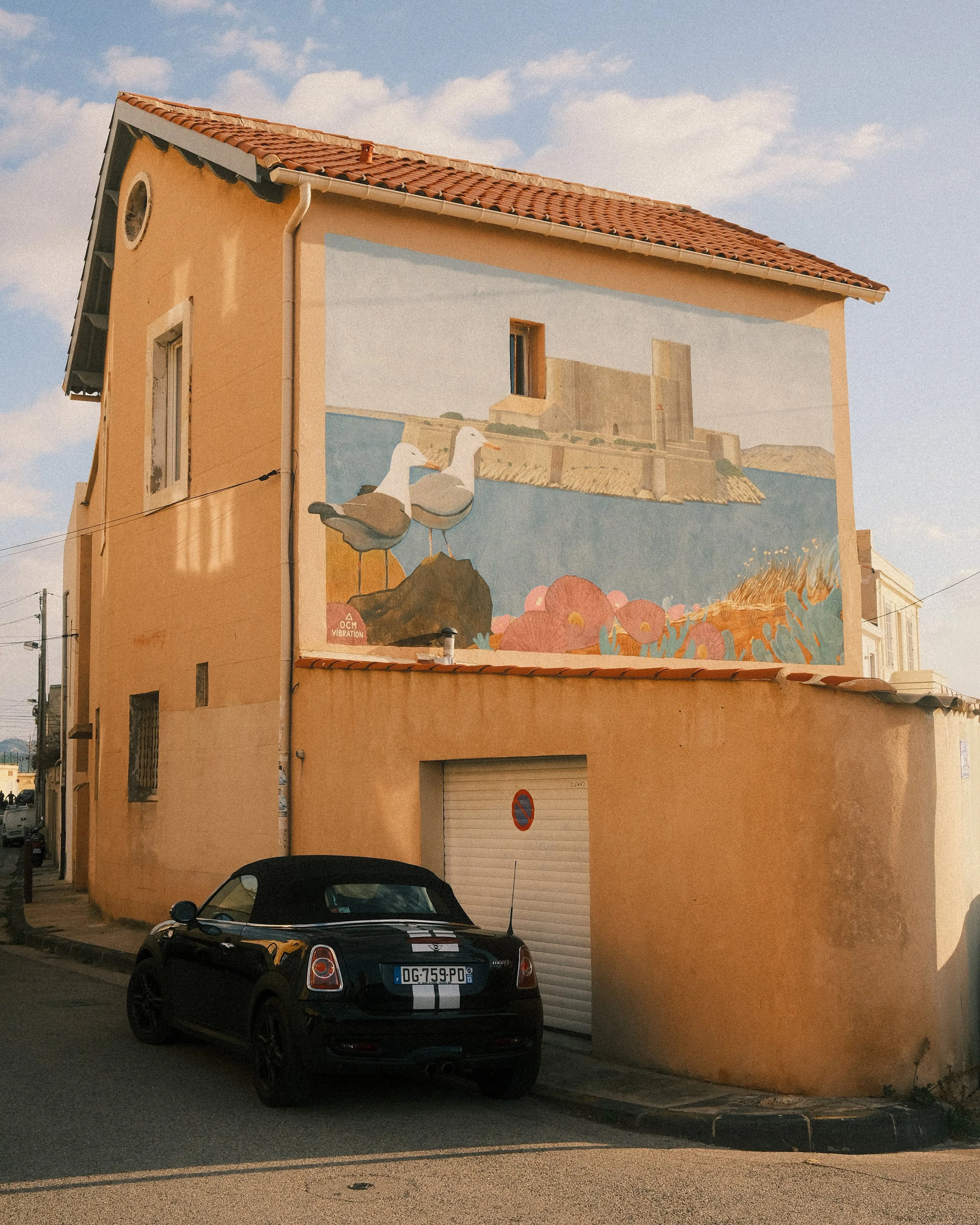 2025_aurelie_joly_art_direction_photography_paris_marseille_mouette.jpg